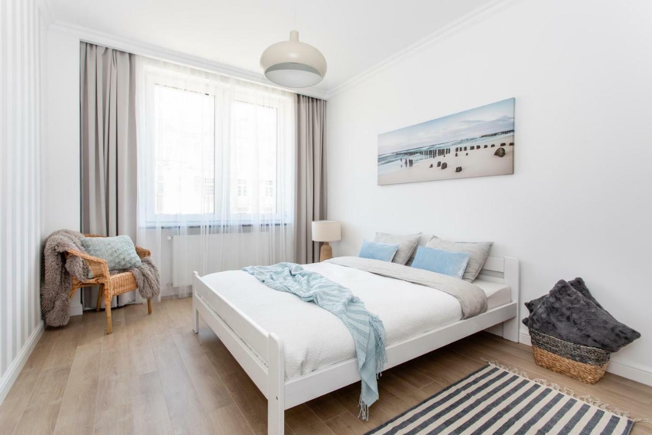 Praia Apartments - Srodmiescie Gdynia Swietojanska 2 Sypialnie Exteriör bild